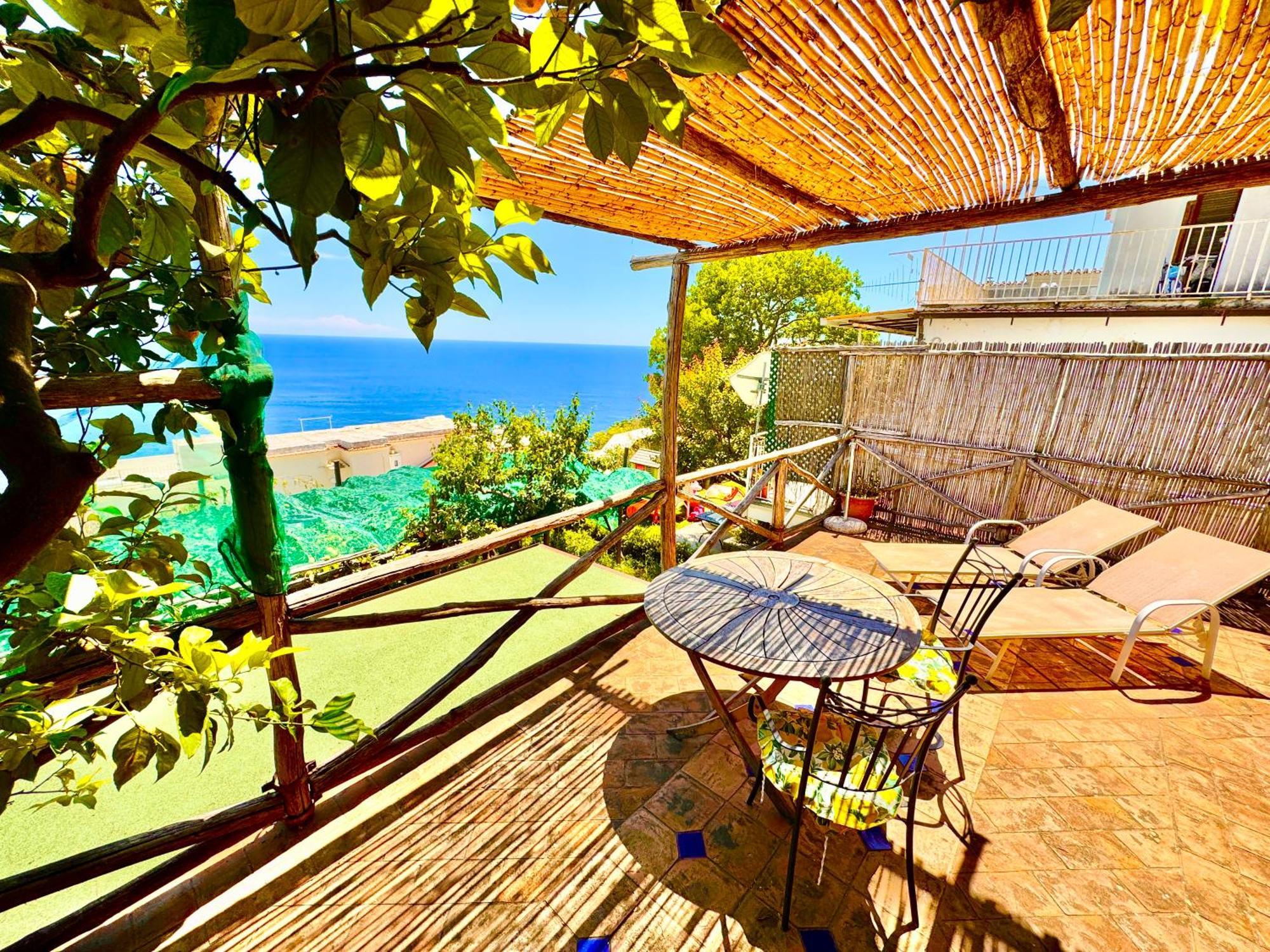 Emotion Apartment Praiano Exterior photo
