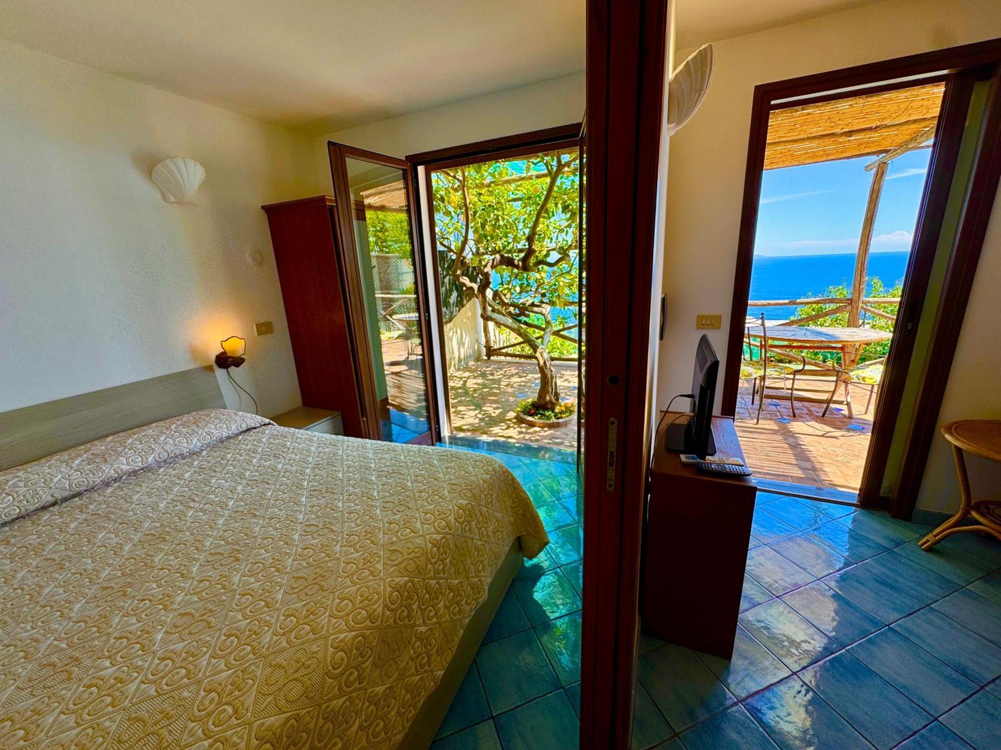 Emotion Apartment Praiano Exterior photo